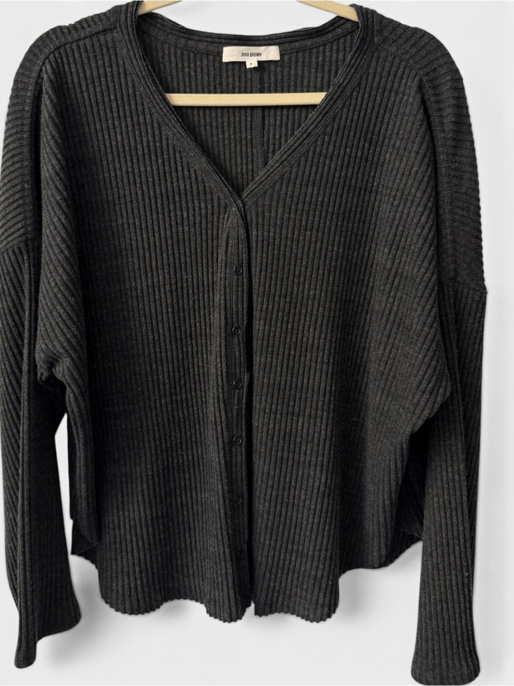 Joah Brown V-Neck Relaxed Fit Ribbed Knit Cardigan Charcoal Gray Size Medium - Picture 2 of 10